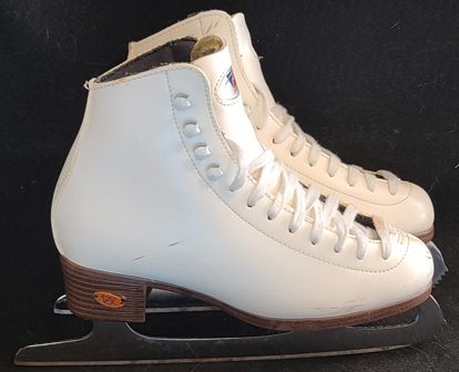Riedell Model 115W Skating Boot size 4-1/2 | ReSkate Riedell Model 115W Skating Boot size 4-1/2 | ReSkate
