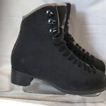 Black Jackson Artiste size 1 with Mark IV Blades