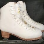 White Jackson Artiste size 1-1/2 with Mark IV Blade in Excellent Condition