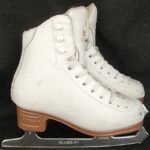 White Jackson Classique size 11B with Mark IV Blade