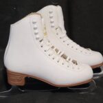 Jackson Mystique White 6C - Reskate.net White Jackson Mystique size 6C