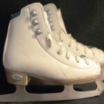 White Riedell Emerald Ice Skate size 10-1/2 with Luna Blade