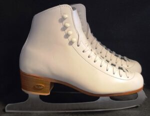 White Riedell Model 21 size 6-1/2 with Sapphire Blade